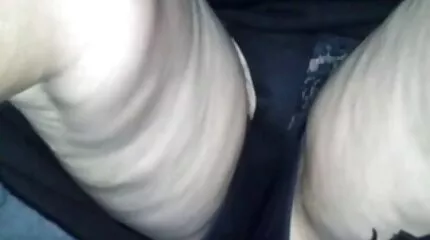 นายหน้ามัดมือนายแบบหล่อๆ วีดีโอ โป้ xxx สไตล์ BDSM