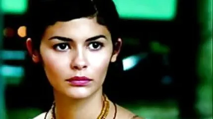 หลังจากช่วยตัวเองในรถ ลาติน่าก็ปล่อยควยกระแทกตูด วีดีโอ โป้ ฟรี