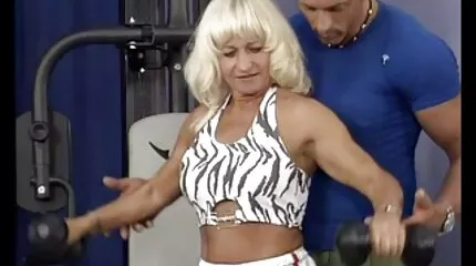 busty เอเชีย สอน โป๊ วีดีโอ ทอมบอย วิธีใช้ ดิ๊ก