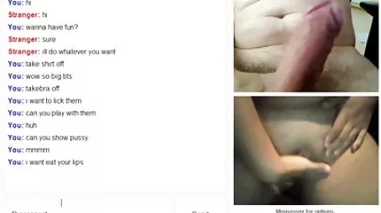 แม่บ้าน titted เต้นในกล้องและลูบไล้ตัวเอง วีดีโอ คลิป โป้